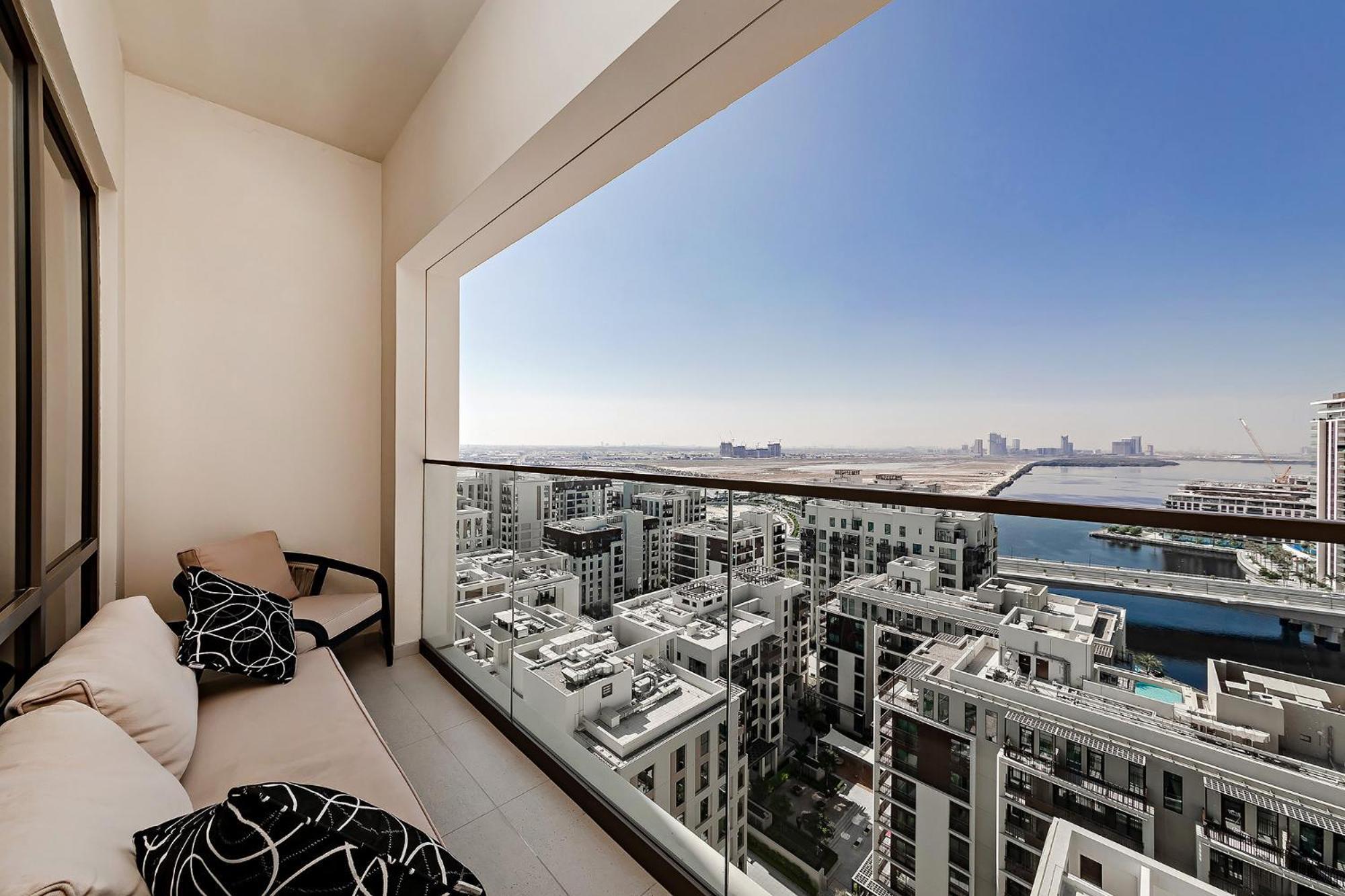 Vida Creek 1 Bedroom * Dubai