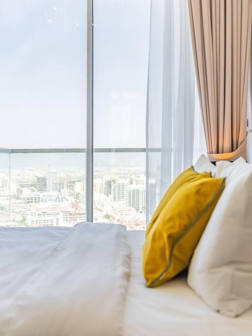Elegant One Bed - Hameni Tower,jvc