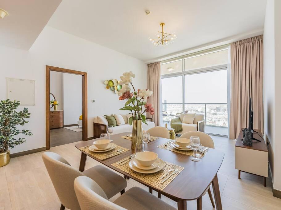 Apartment Elegant One Bed - Hameni Tower,jvc