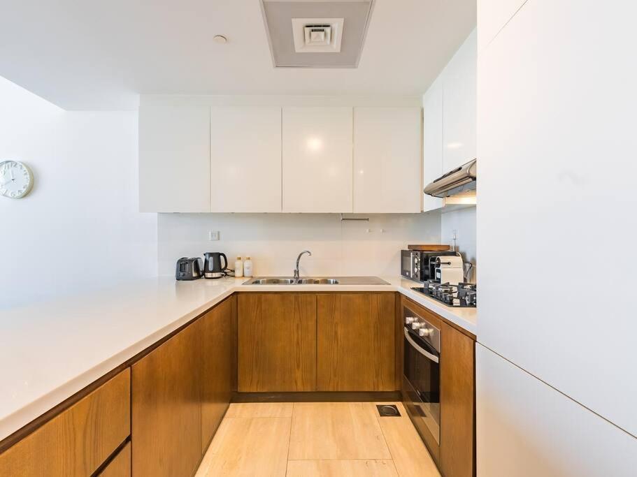 Elegant One Bed - Hameni Tower,jvc Apartment *