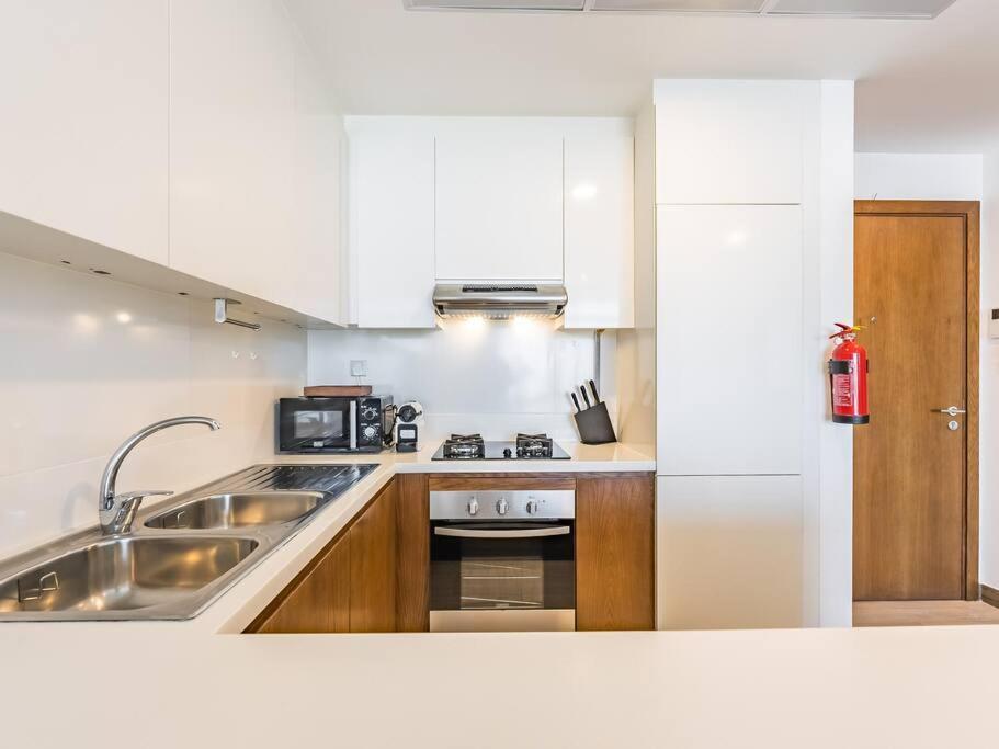 Elegant One Bed - Hameni Tower,jvc