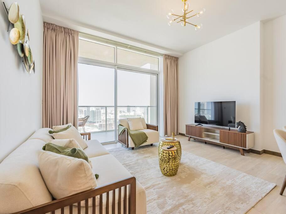 Elegant One Bed - Hameni Tower,jvc Apartment