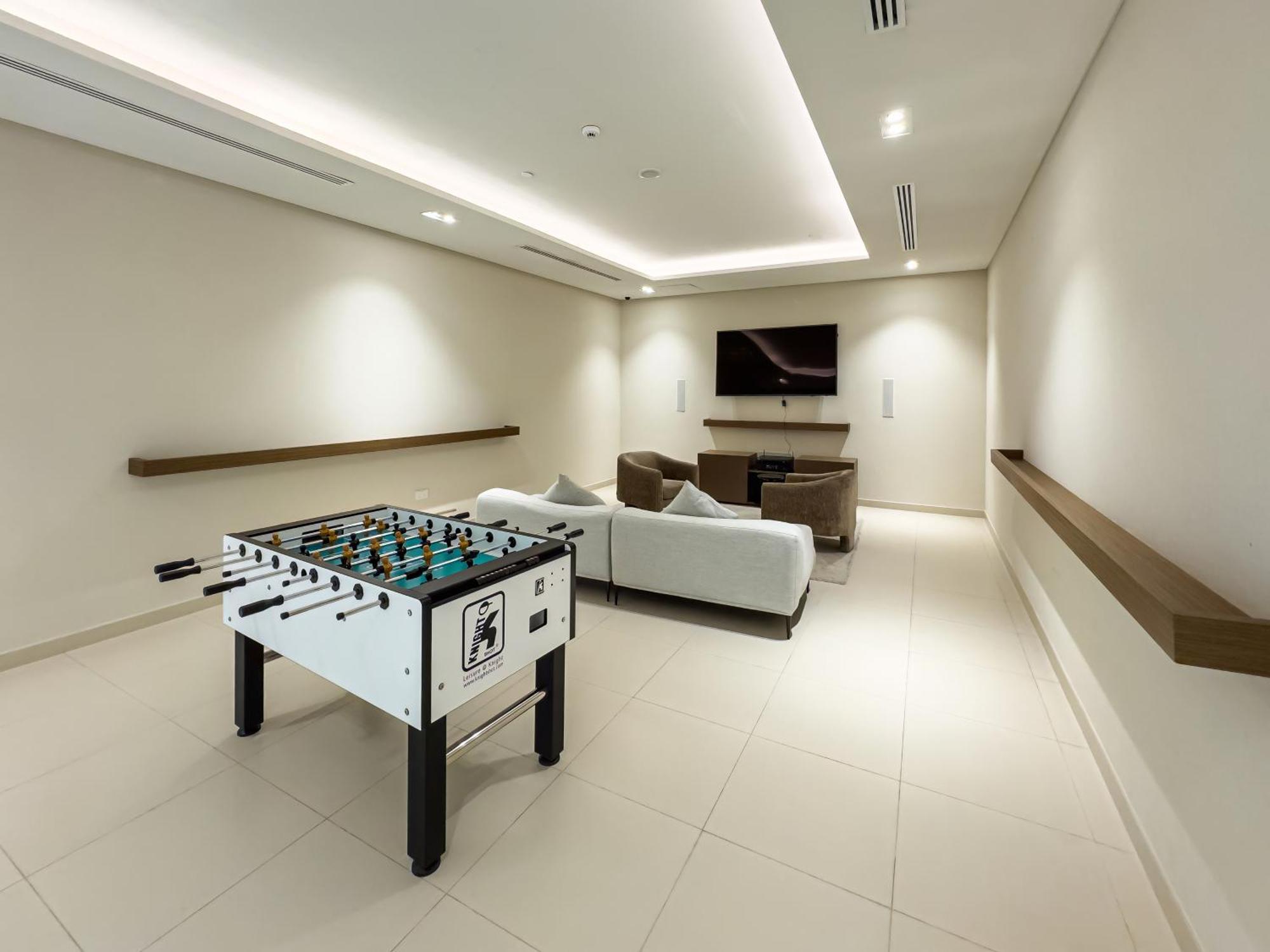 Brand New! Eye & Jbr Panorama!