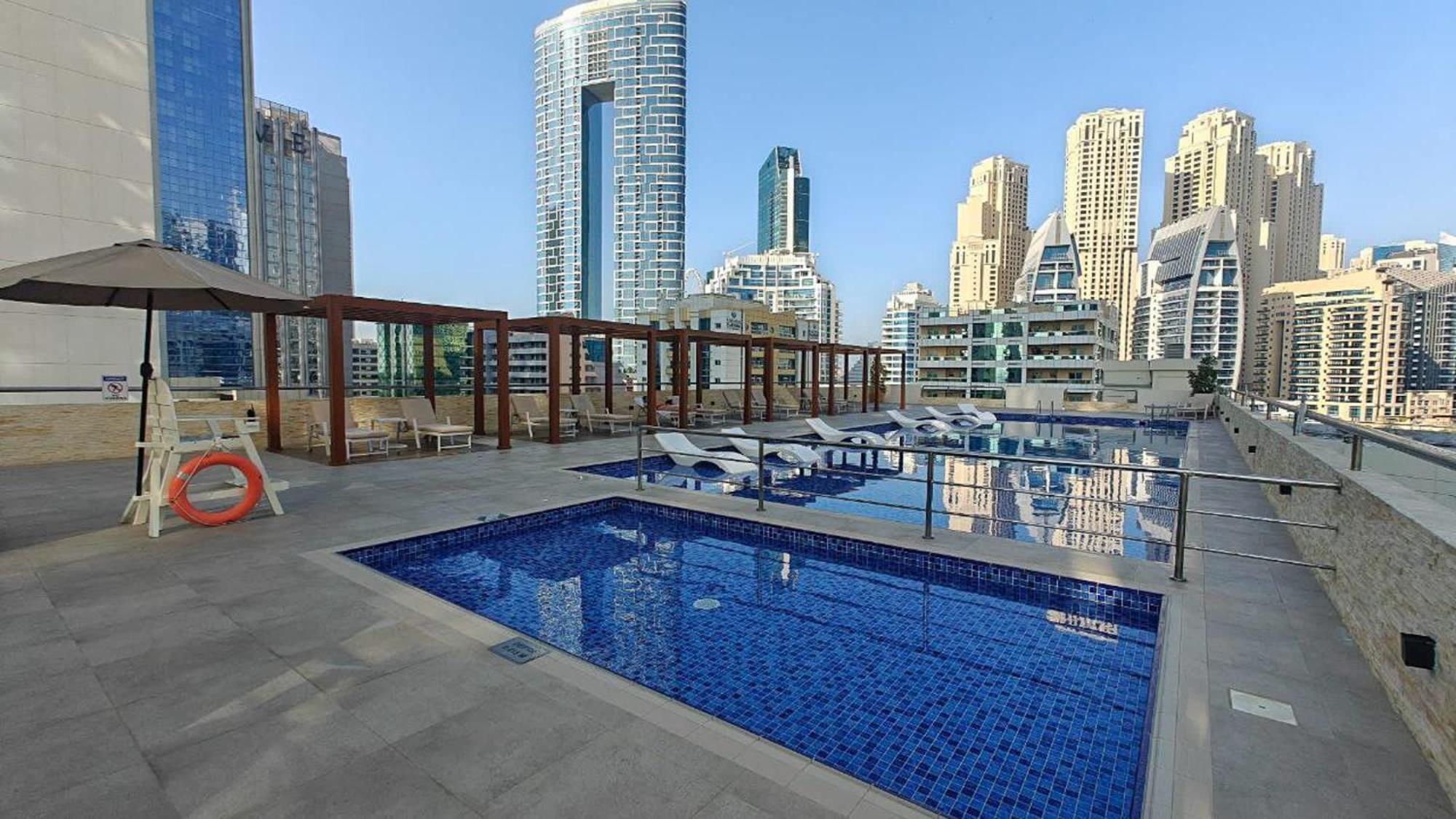 Spacious 2-bedroom With Marina Views In Dec Tower 2 Dubai