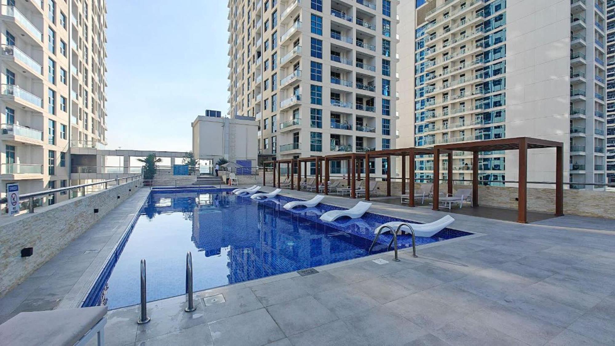 Spacious 2-bedroom With Marina Views In Dec Tower 2 Apartment