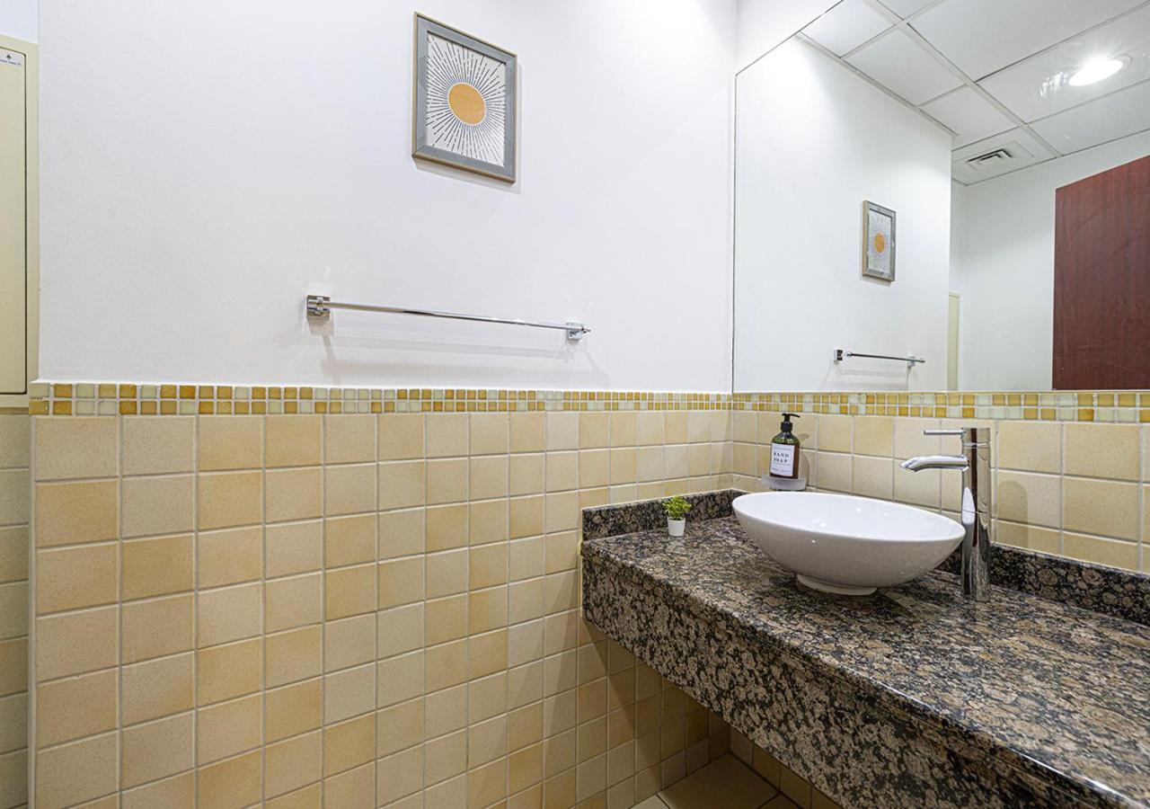 2 Min Walk To Jbr & Marina - Sea View * Dubai