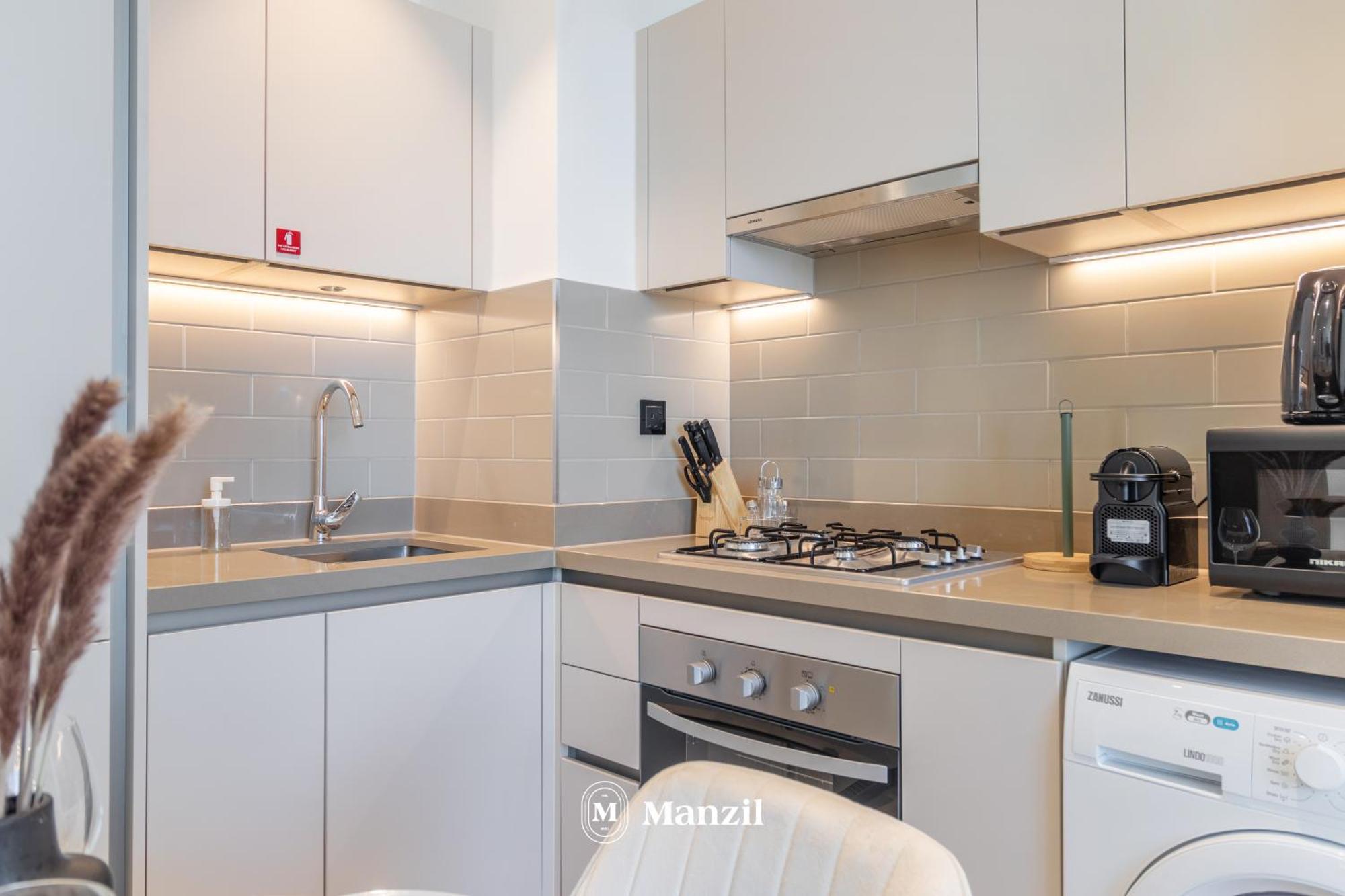 Manzil - 1br In Creek Vista Near Burj Khalifa Apartment Dubai