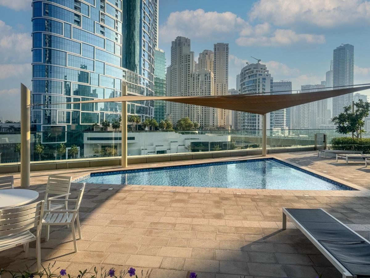 Stunning 2 Bed With Full Ain Views * Dubai