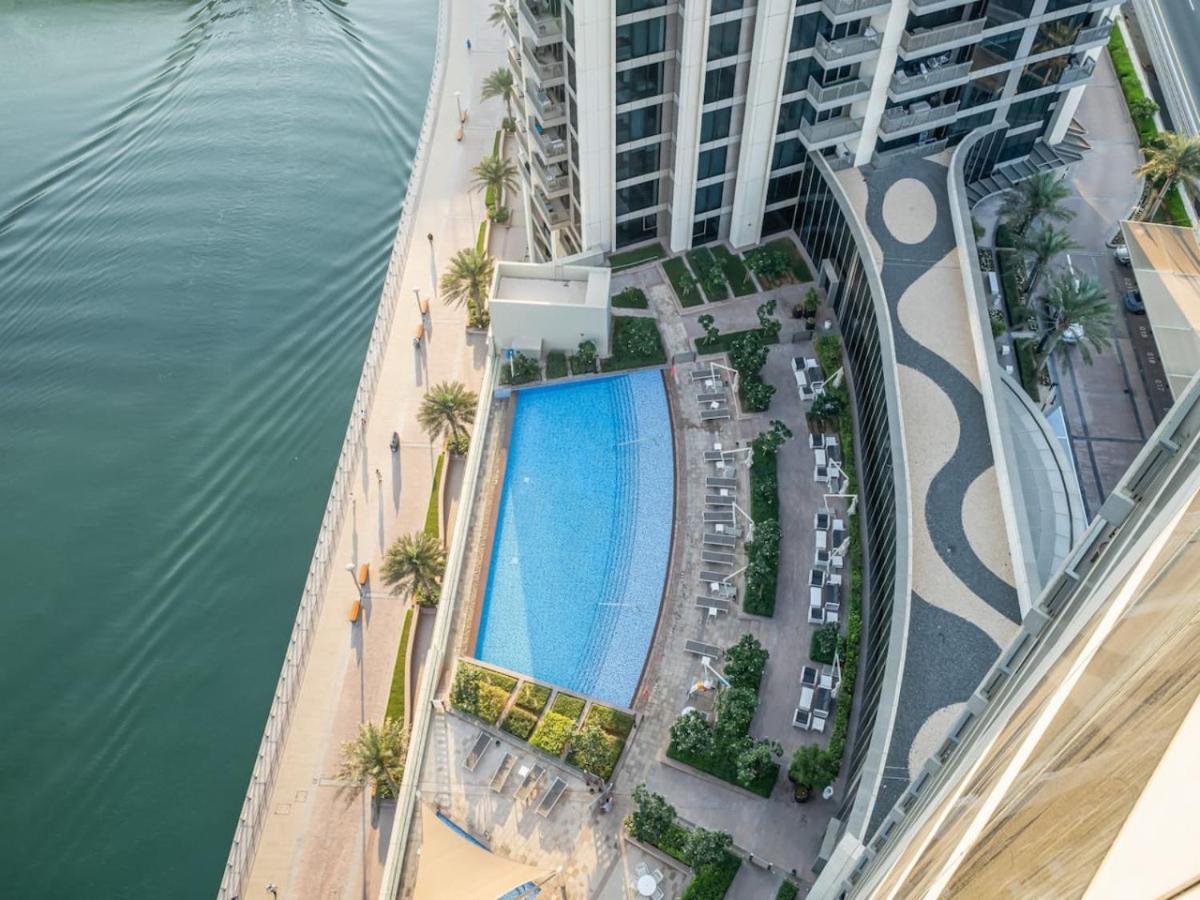 Apartment Stunning 2 Bed With Full Ain Views