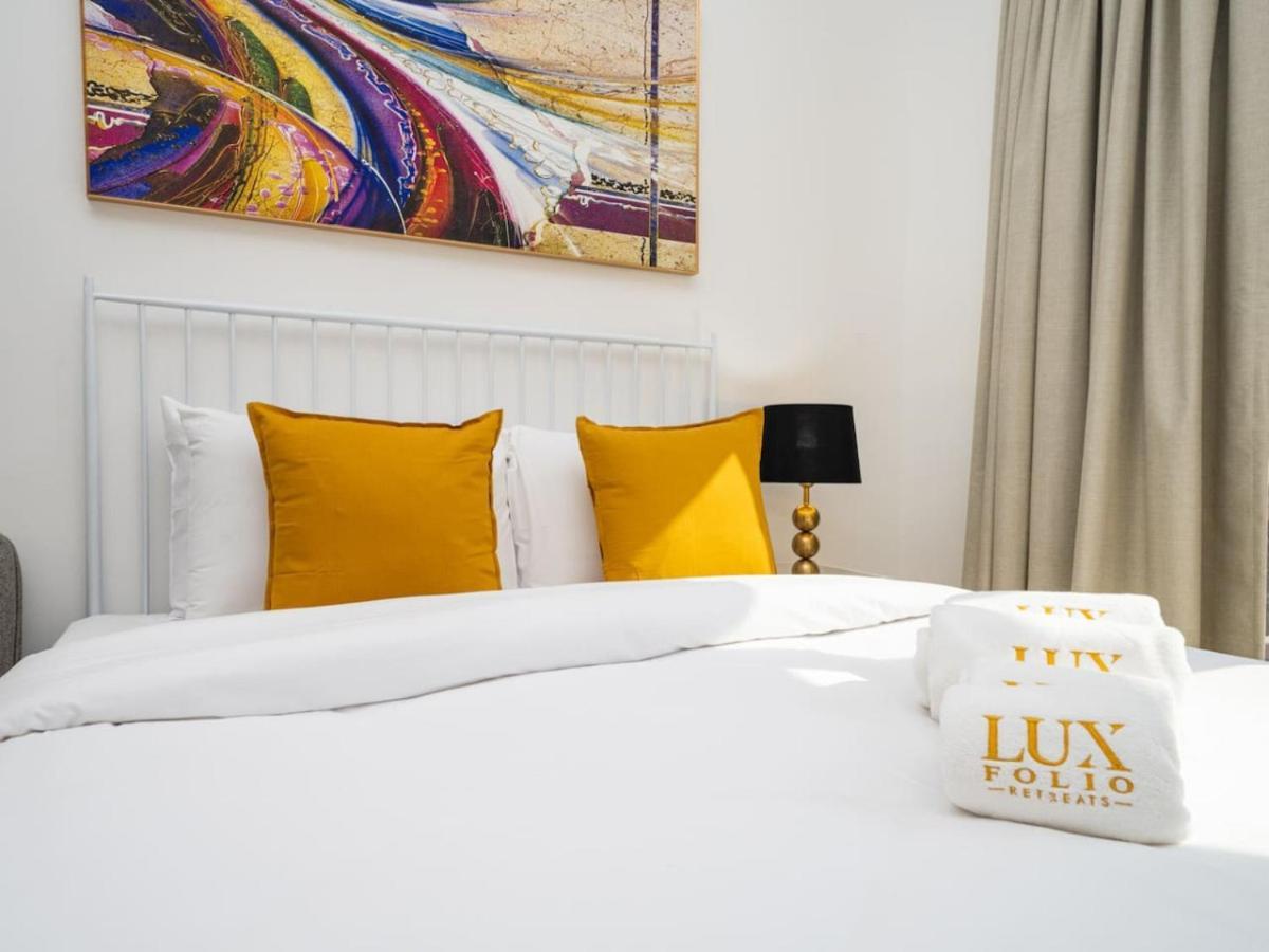 Chic In Jvc With Spacious Terrace Balcony * Dubai