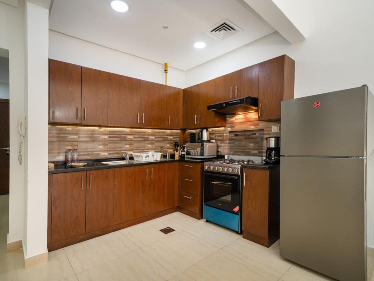 Apartment Chic In Jvc With Spacious Terrace Balcony *