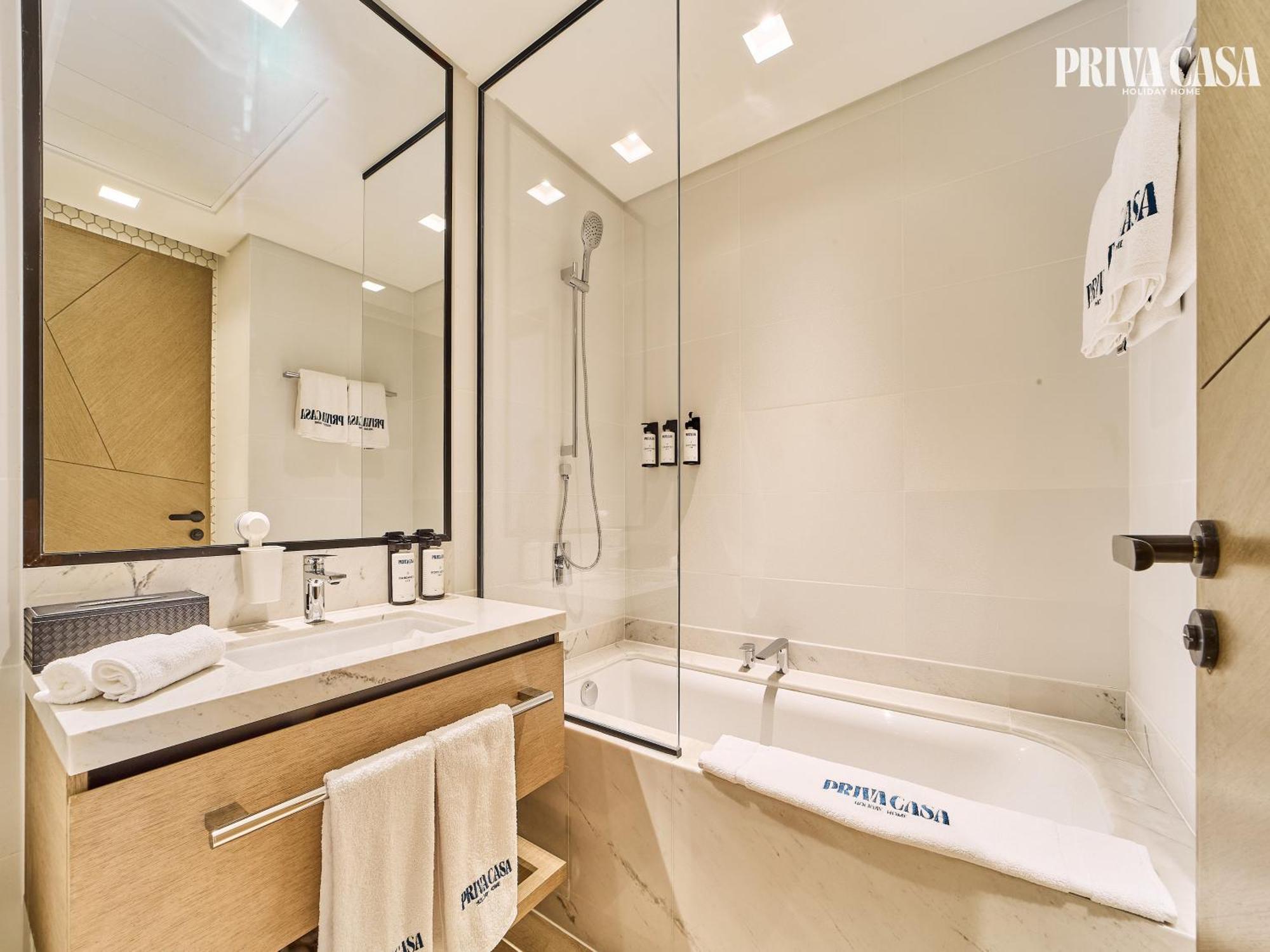 Apartment Privacasa - Palace Residences Creek Harbour Dubai