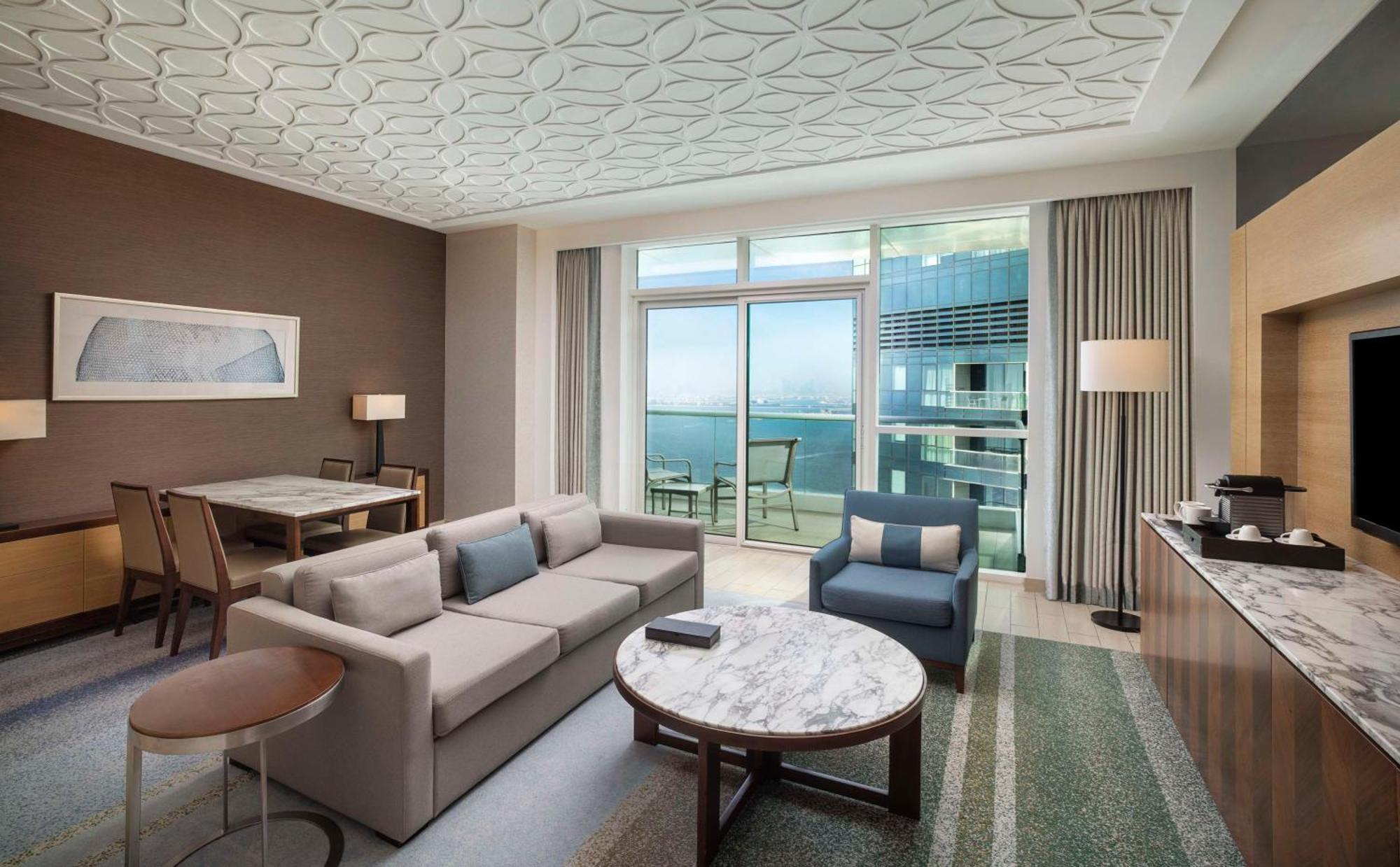 Doubletree By Hilton Jumeirah Beach Resort 4*