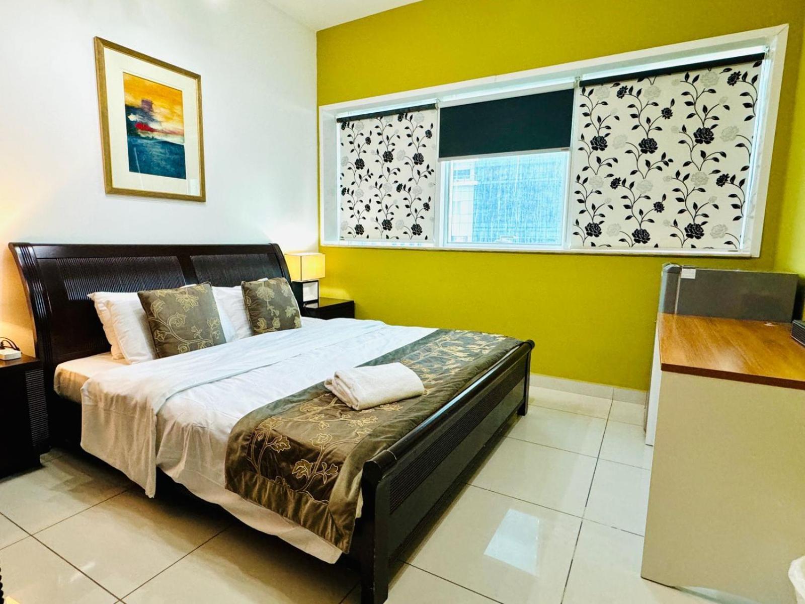 Private In 3 Bedroom Skynest Homes Marina Pinnacle Guest house *