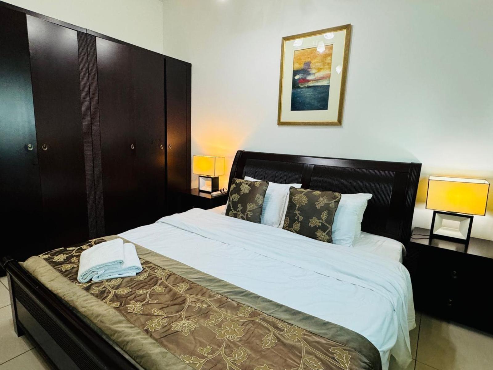 Private In 3 Bedroom Skynest Homes Marina Pinnacle Dubai