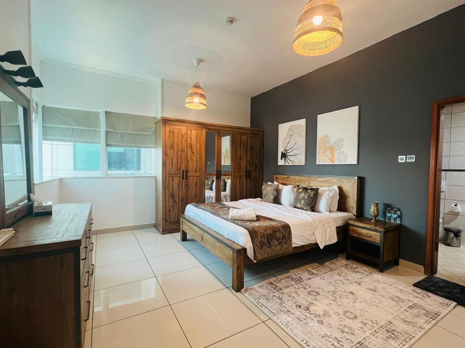 Private In 3 Bedroom Skynest Homes Marina Pinnacle Guest house