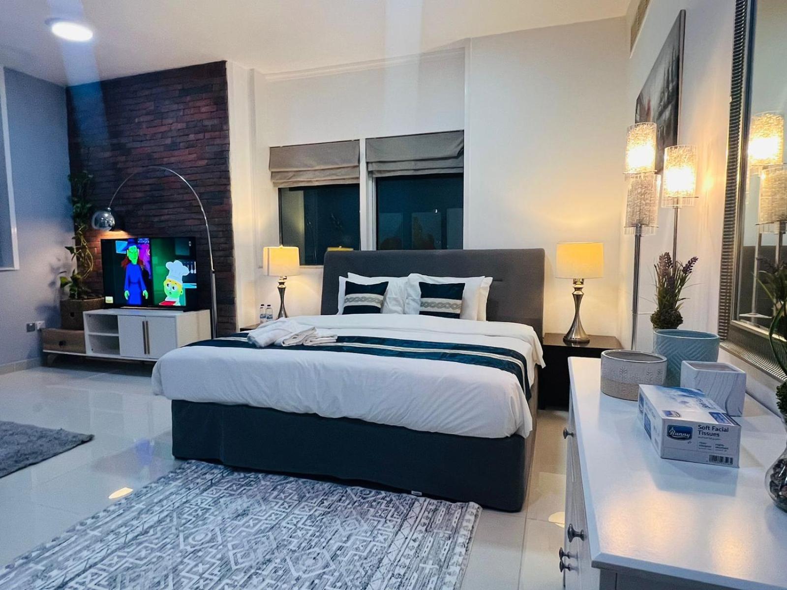 Private In 3 Bedroom Skynest Homes Marina Pinnacle Guest house *