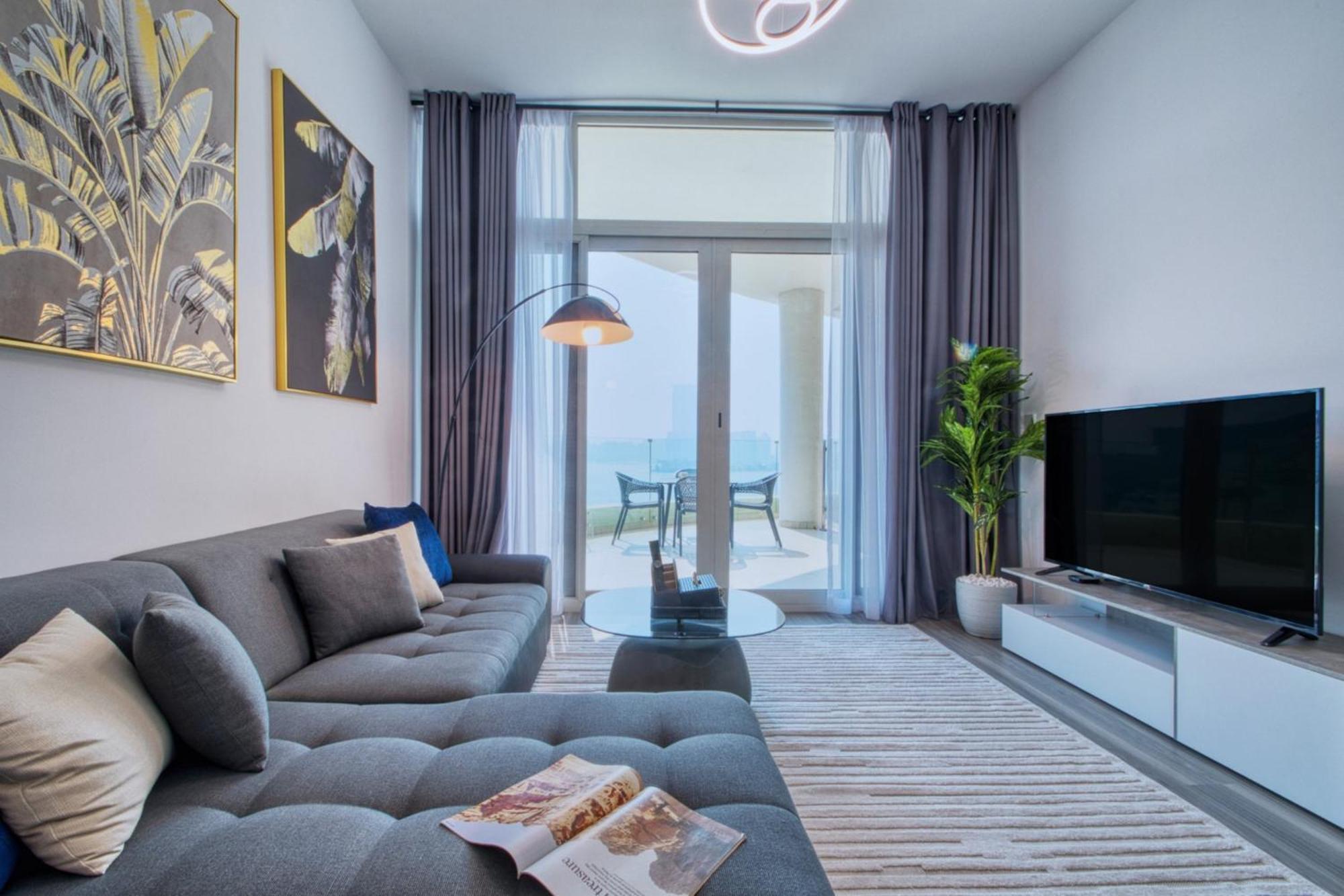 Apartment Luxury Royal Bay Beachfront By Globalstay