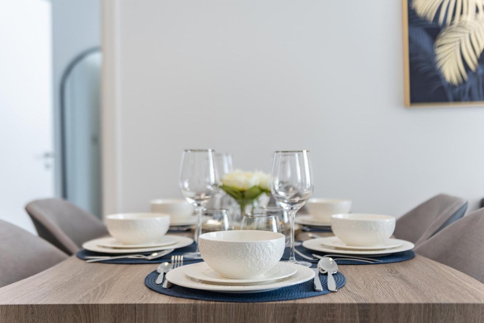 Luxury Royal Bay Beachfront By Globalstay * Dubai