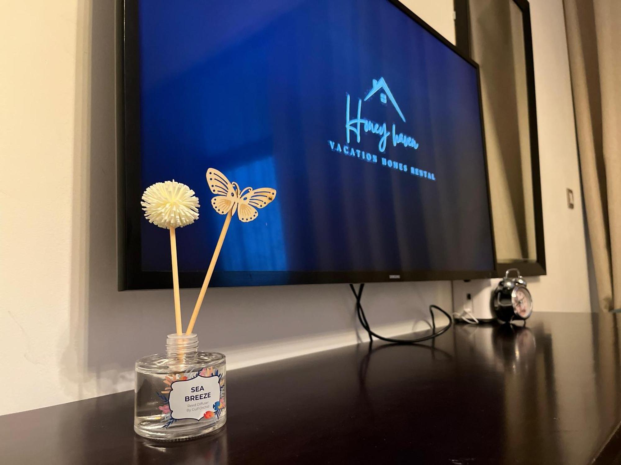 Floor Luxurious In Jvc, Near Marina Apartment