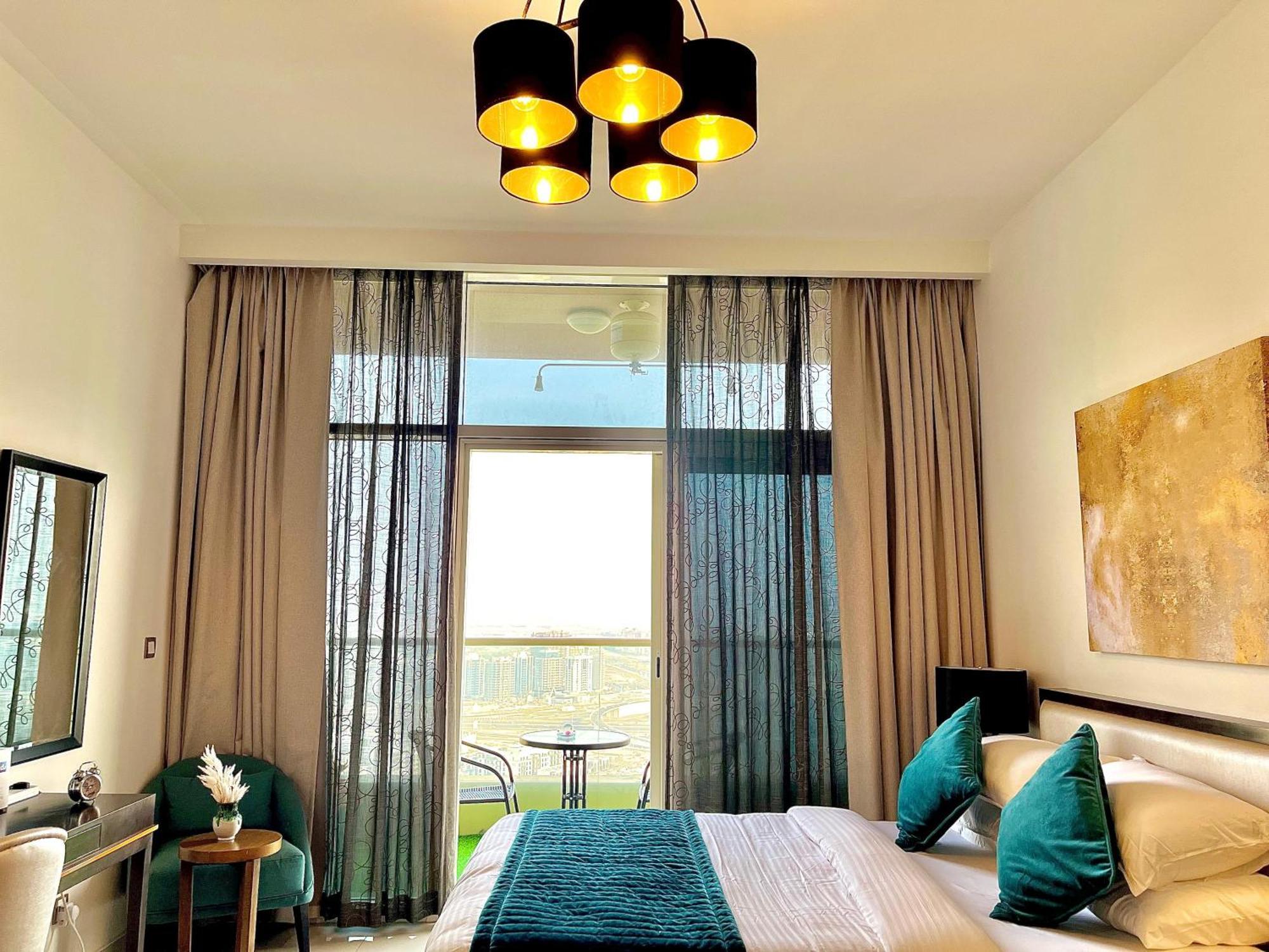 Floor Luxurious In Jvc, Near Marina Apartment