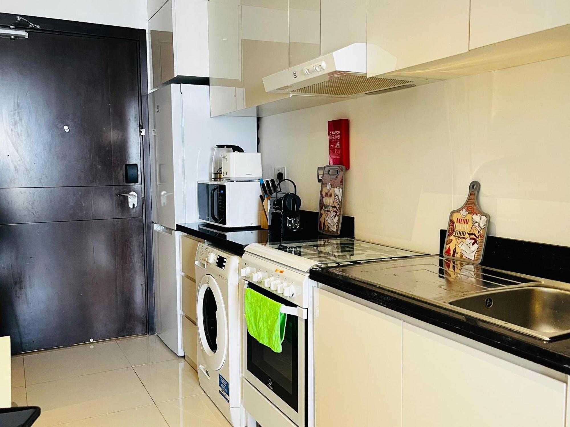 Apartment Floor Luxurious In Jvc, Near Marina