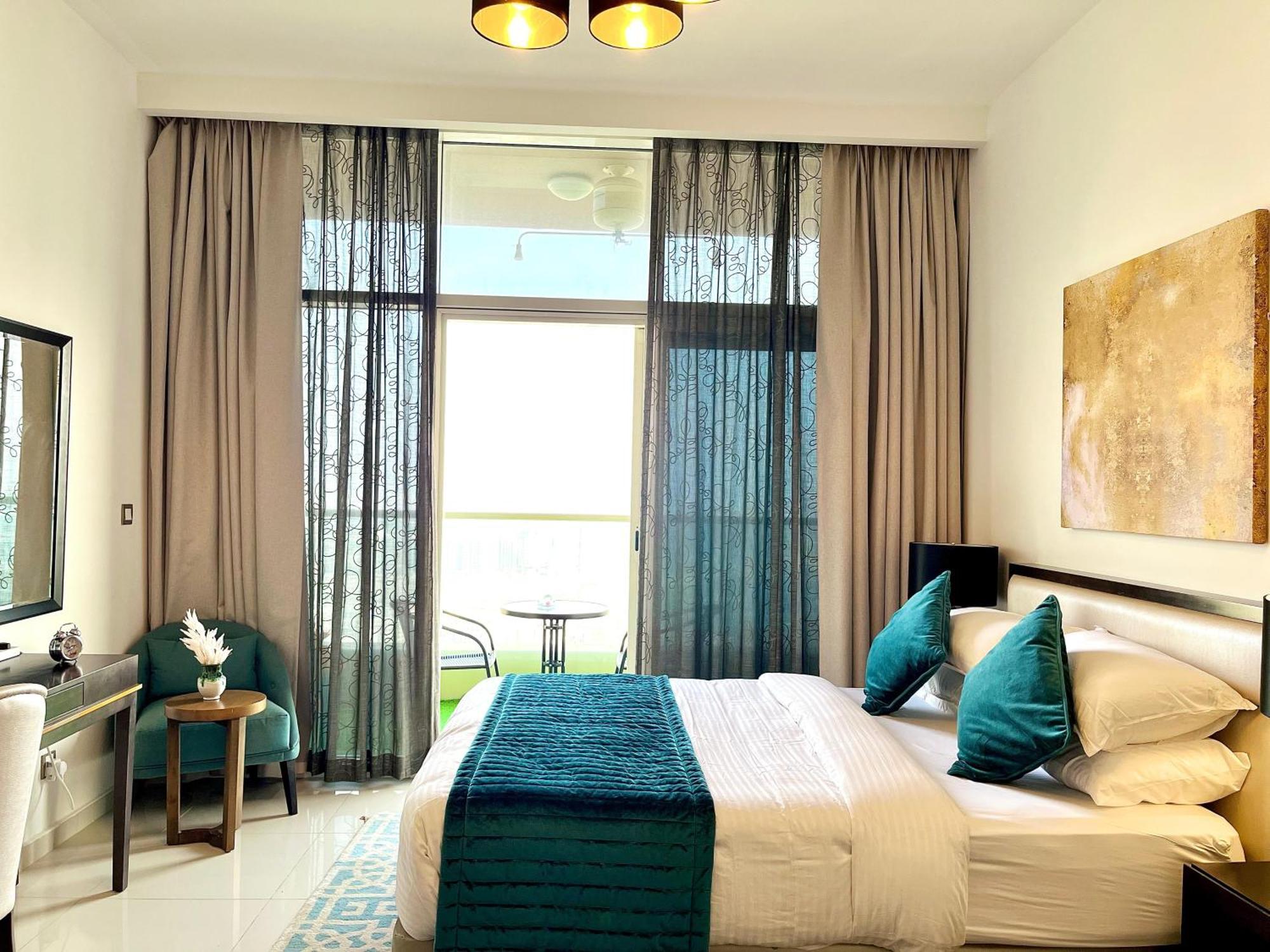 Floor Luxurious In Jvc, Near Marina Apartment Dubai