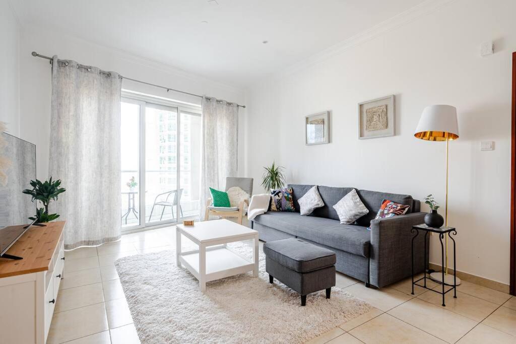Apartment Elegant In Marina, Large 1br In Marina Heights *