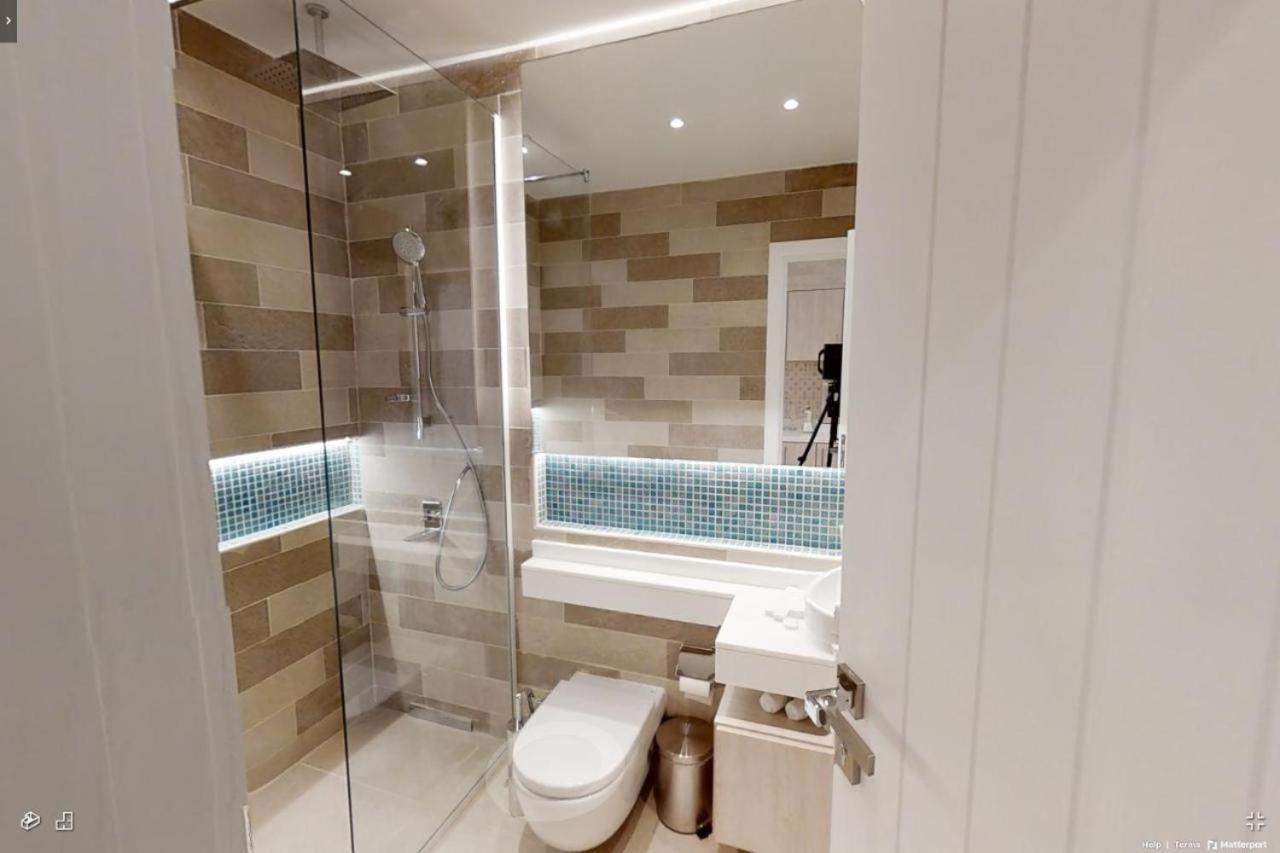 Luxury Studio With Free Infinity Pool Beach Gym And Parking Apartment