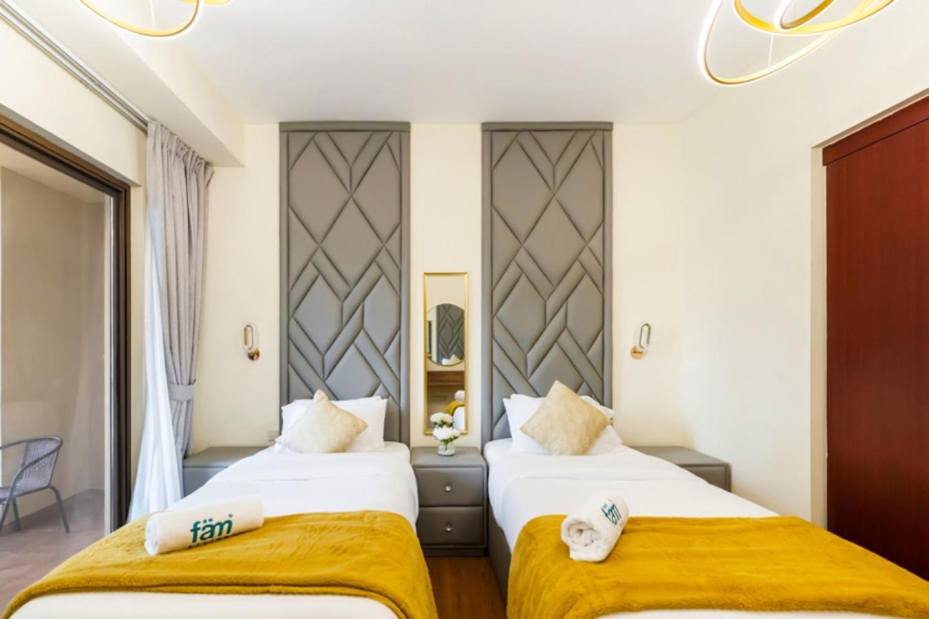 Fam Living - Bahar Jbr 2br Dubai