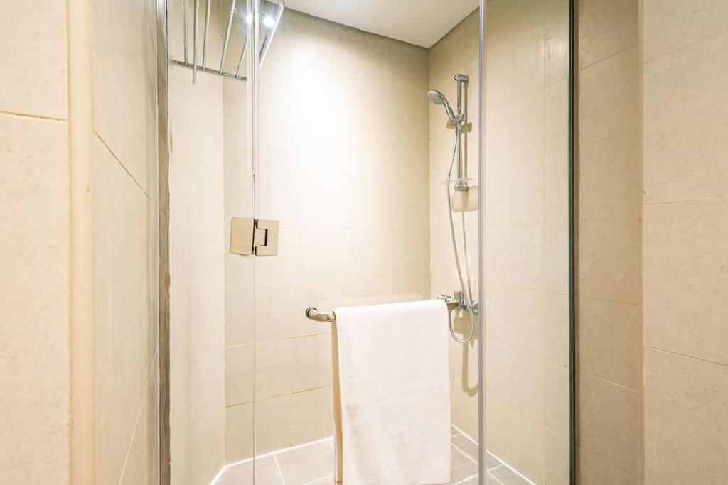 Spacious With Pool - Canal & Burj Views *
