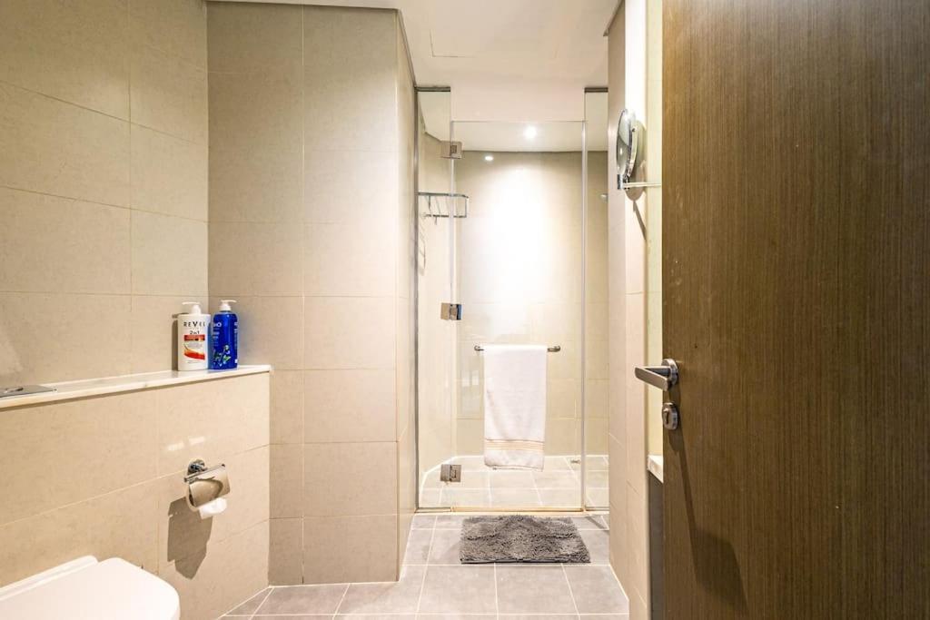 Spacious With Pool - Canal & Burj Views * Dubai