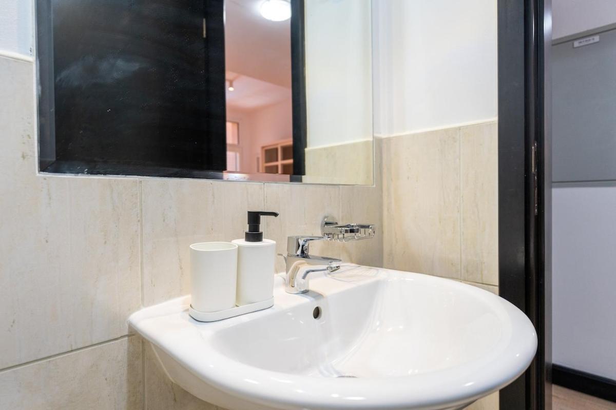 Relaxing Awesome 1-bedroom In Jvc Apartment Dubai