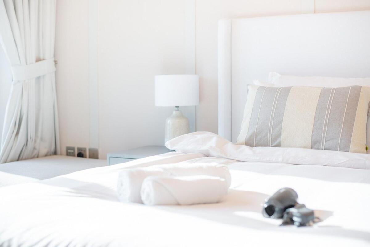 Trendy 1-bedroom With Stunning Views At Mbl Residences Jlt Holiday home Dubai