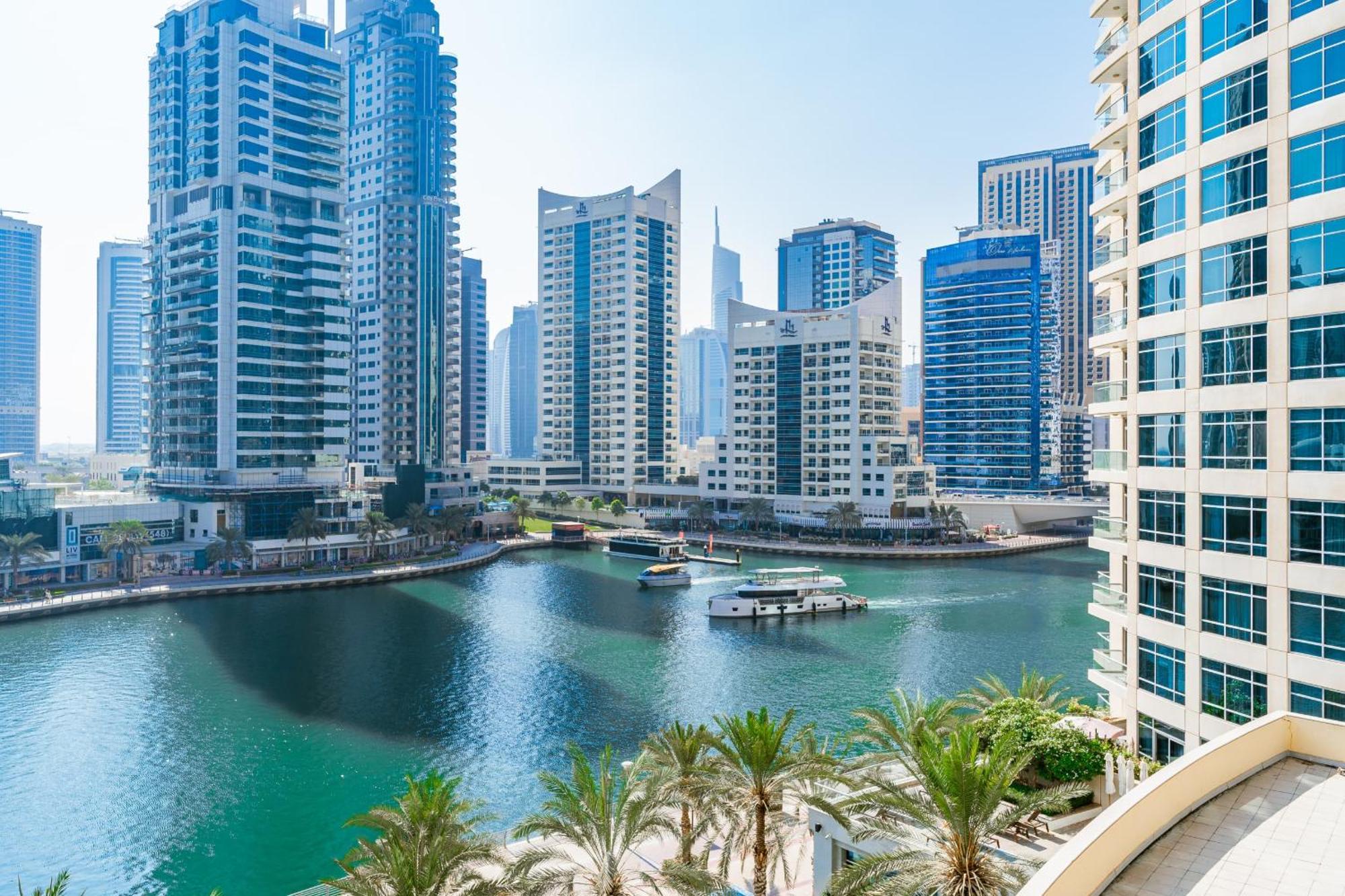 Luxury 1br In Bonaire Tower - Stunning Marina View & Five-star Amenities, Managed By Think Realty Dubai