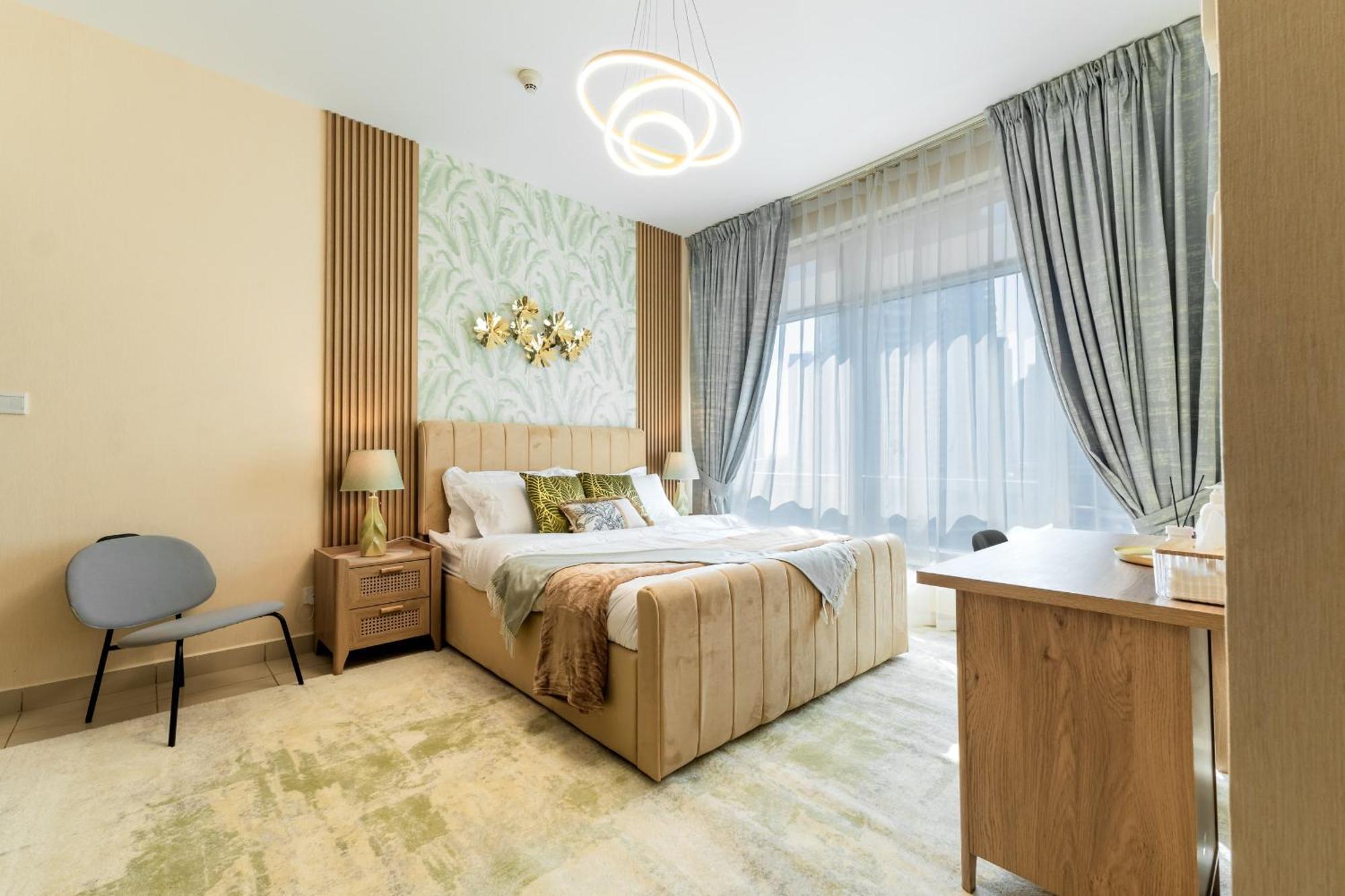 Apartment Luxury 1br In Bonaire Tower - Stunning Marina View & Five-star Amenities, Managed By Think Realty Dubai