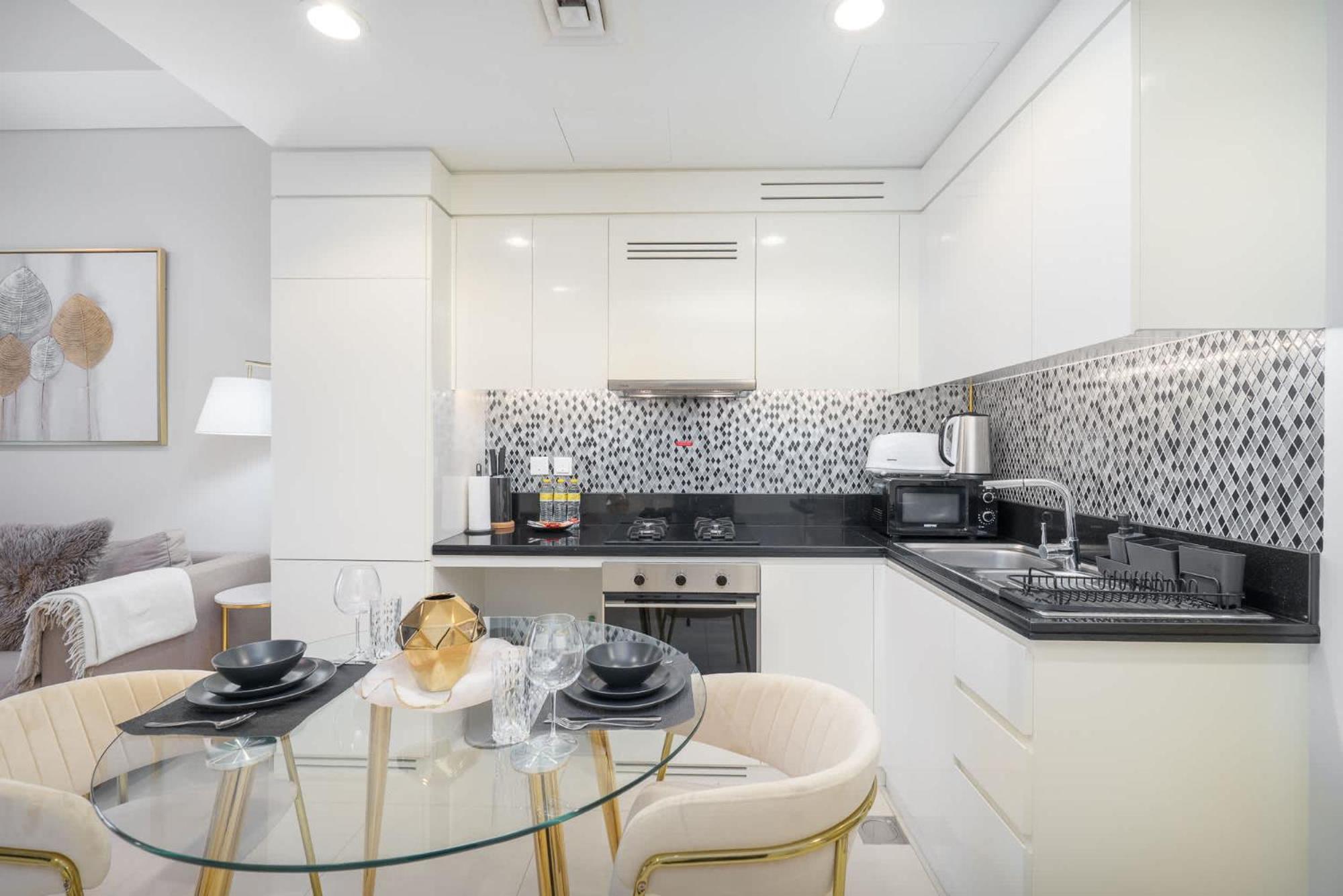Modern Cozy 2-bedroom In Business Bay * Dubai