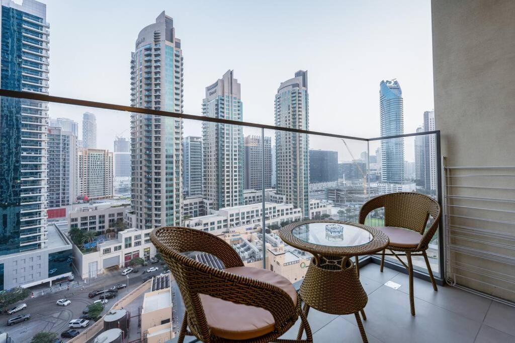 Modren 1br In Burj Royale 5mins Walk To Burj Khalifa - 508 Apartment