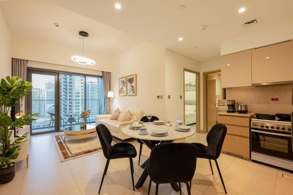 Modren 1br In Burj Royale 5mins Walk To Burj Khalifa - 508 Apartment Dubai