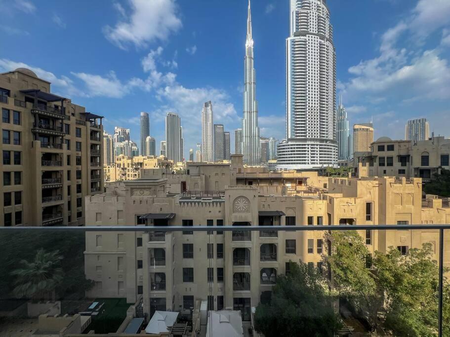 Modren 1br In Burj Royale 5mins Walk To Burj Khalifa - 508 Dubai