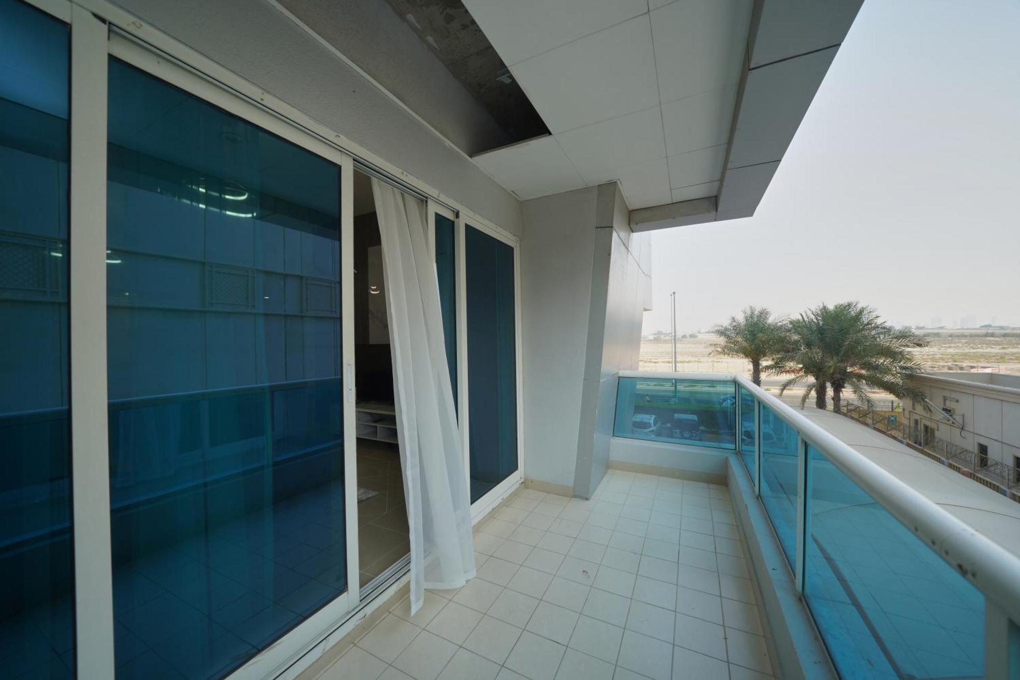 Spacious Modernized 2 Bedroom And Duplex 4 Br By Taskeen Homes Apartamento