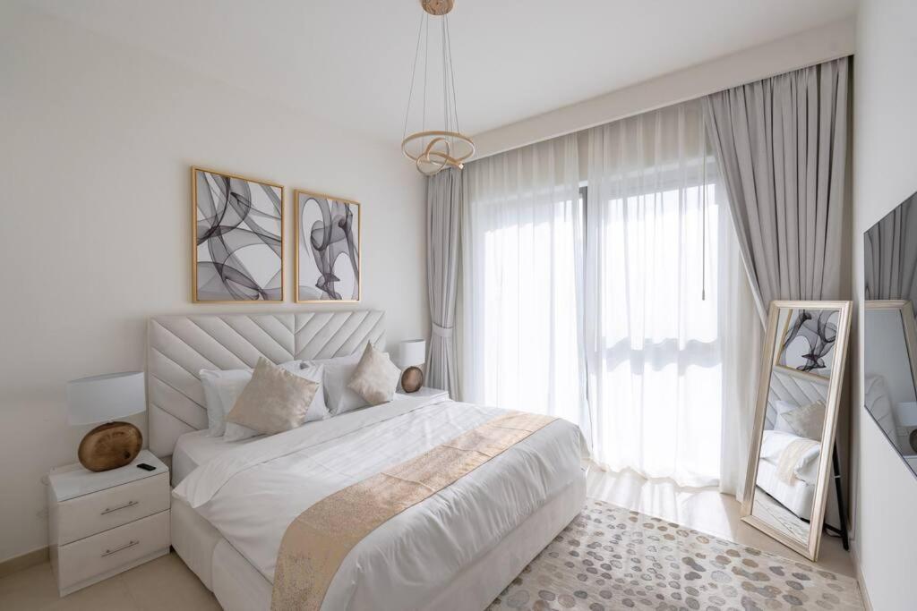 Luxurious 2br With Burj Khalifa View Apartment Dubai