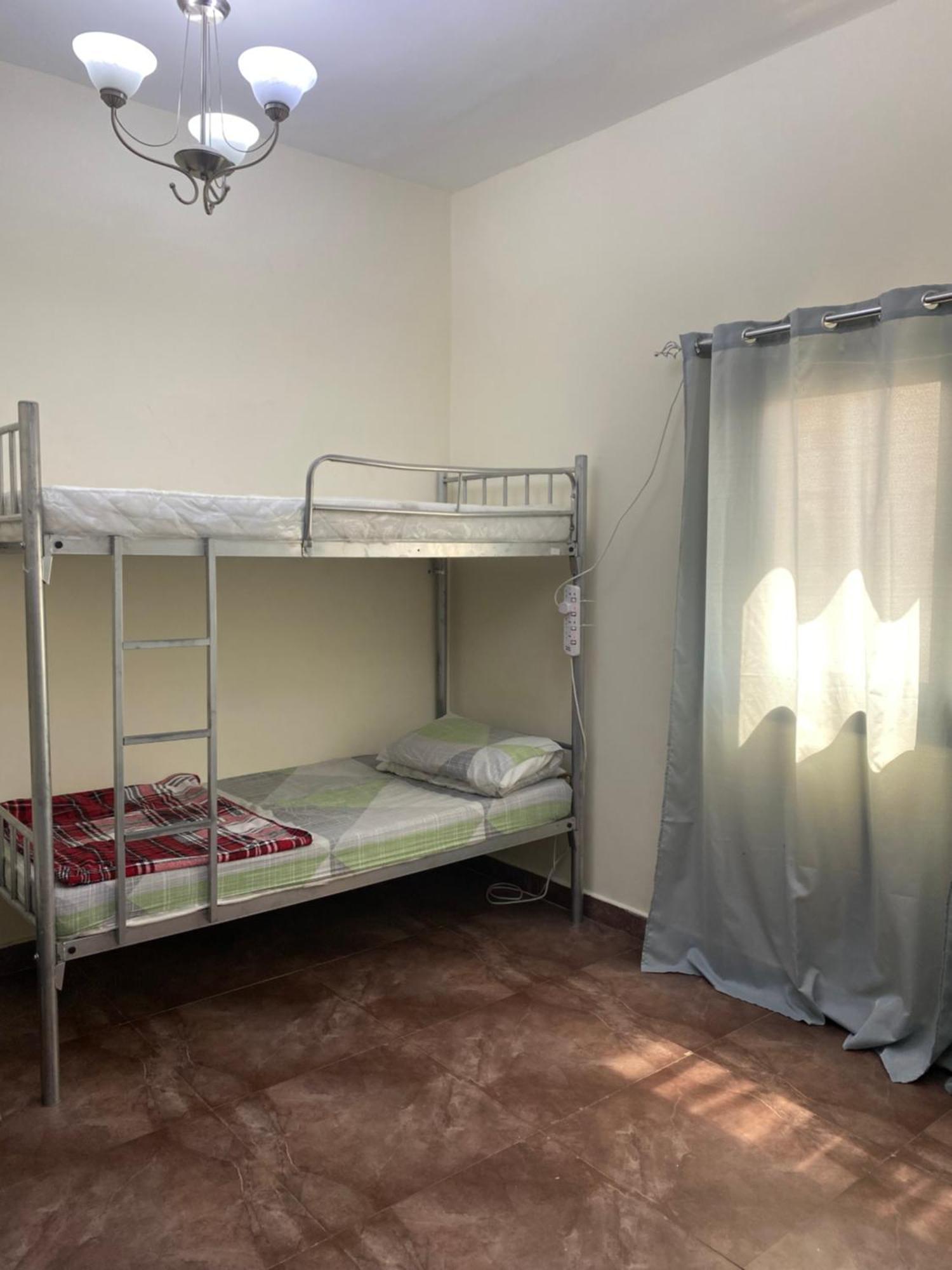 Sakhra Hostel * Dubai