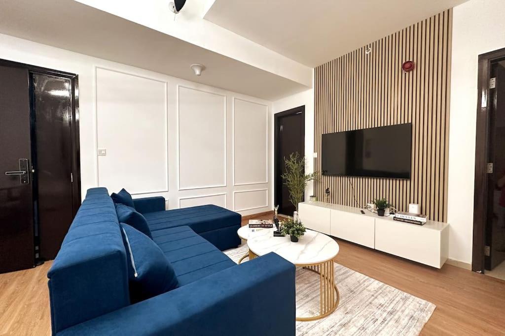 Stunning Newly Furnished Marina Apartment Dubai