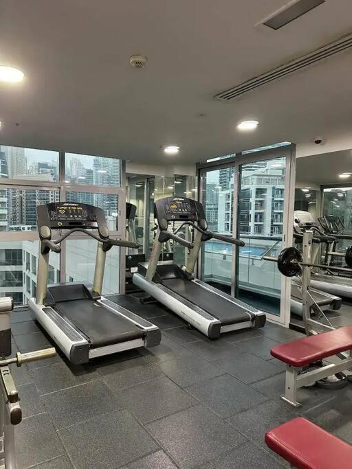 Stunning Newly Furnished Marina Dubai