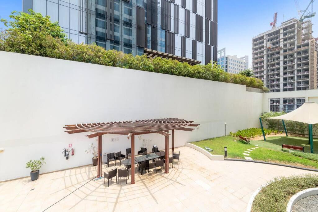Airvistas Cozy Retreat At Business Bay, Apartment *