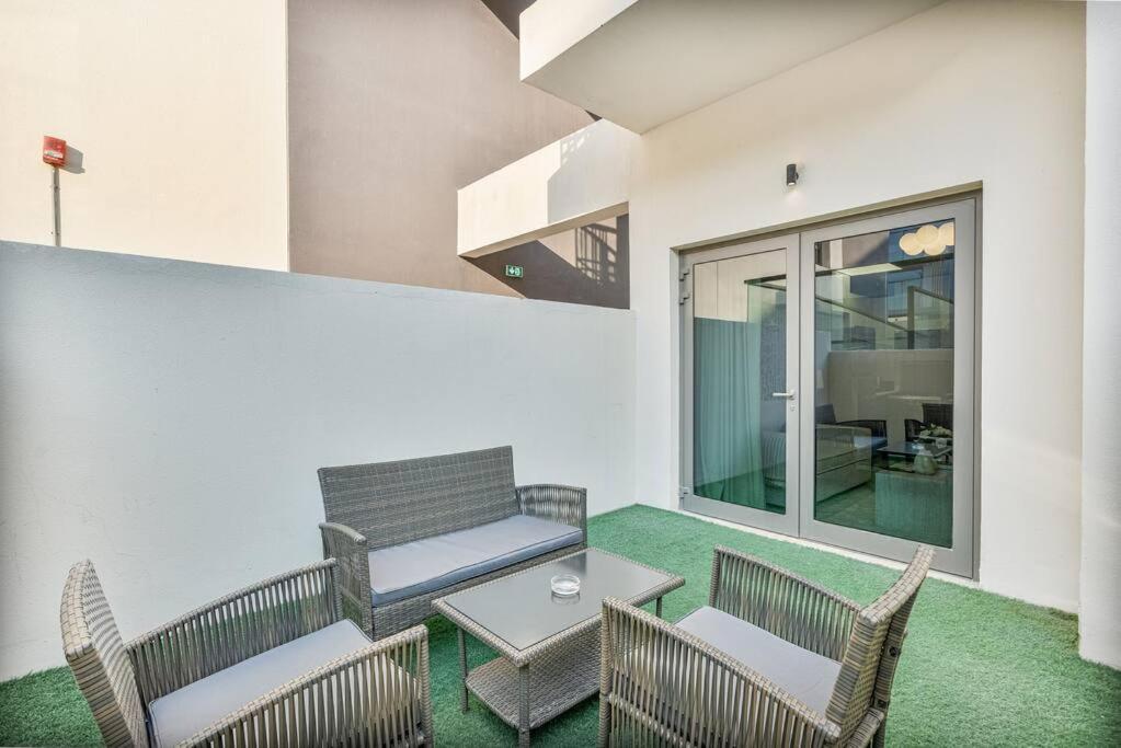 Serene With Pool And Gym Dubai