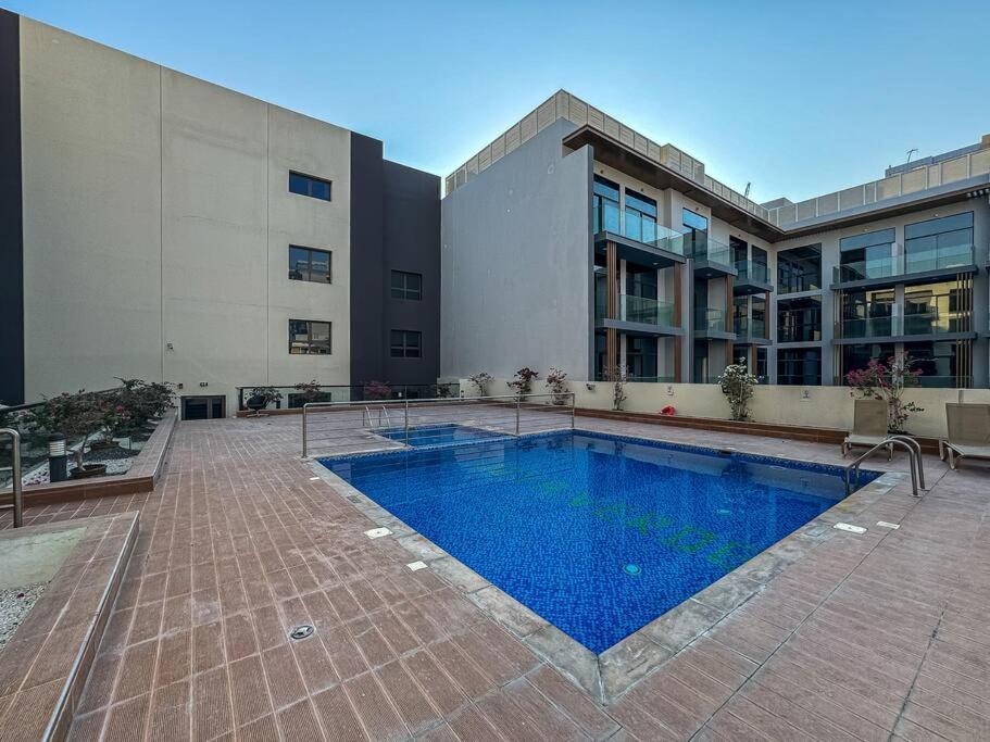 Apartment Serene With Pool And Gym *