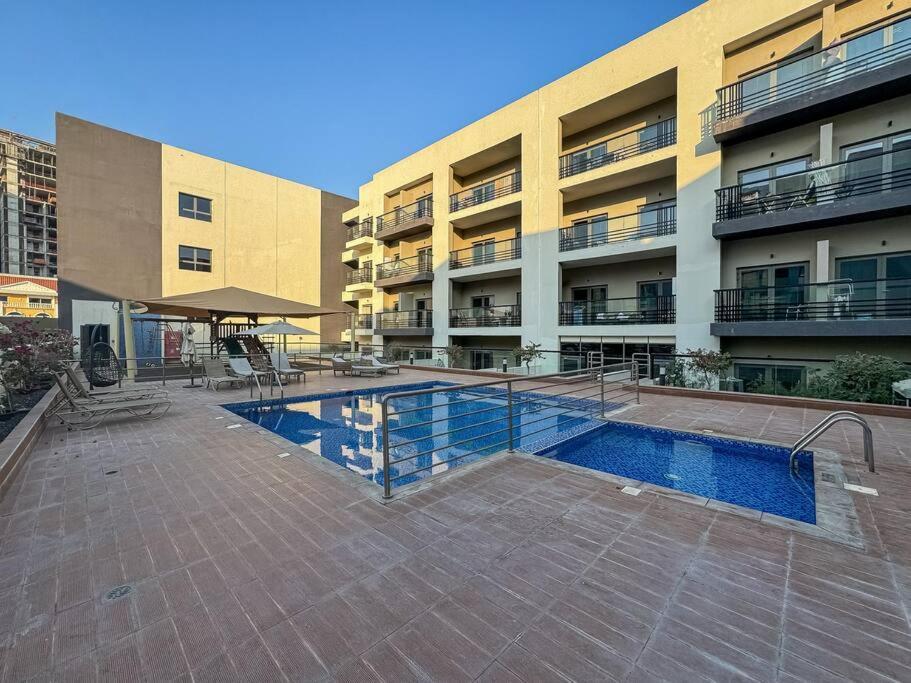 Apartment Serene With Pool And Gym *
