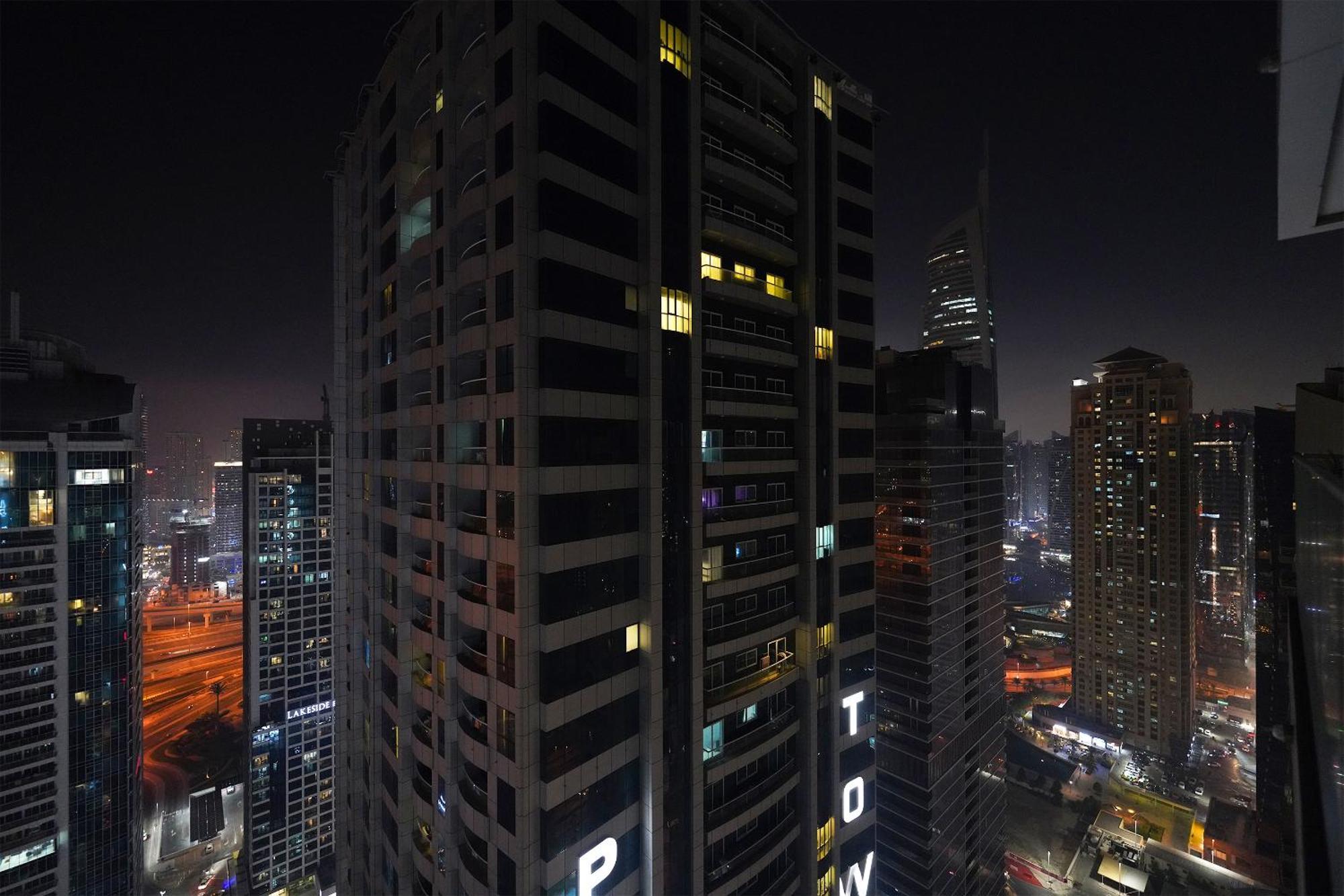 Brown Stone Homes Me Do Re * Dubai